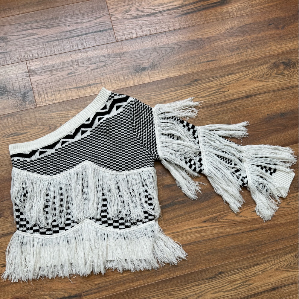 One shoulder black and white fringe sweater. Size small